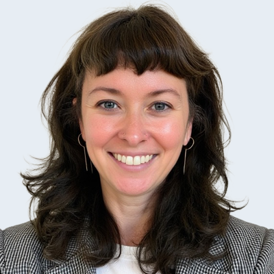 Photo of Kelly Sullivan